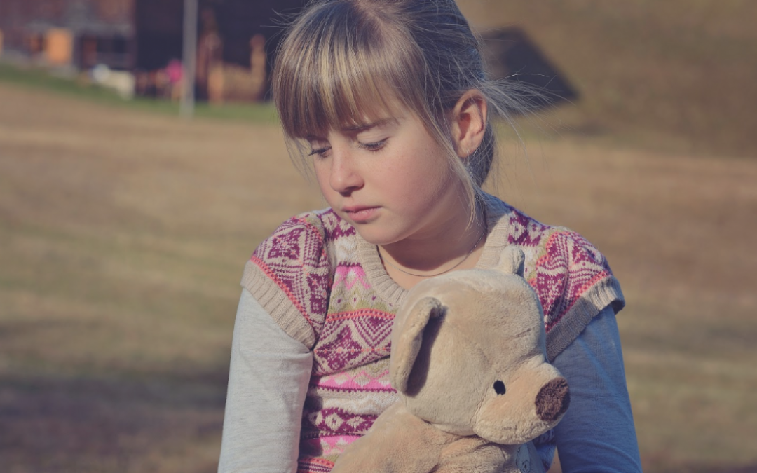 HOW TO RECOGNIZE THE SIGNS OF BULLYING AND WHAT TO DO IF YOUR CHILD GETS BULLIED AT SCHOOL